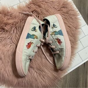 Toms Disney Princess Sneakers Size 6